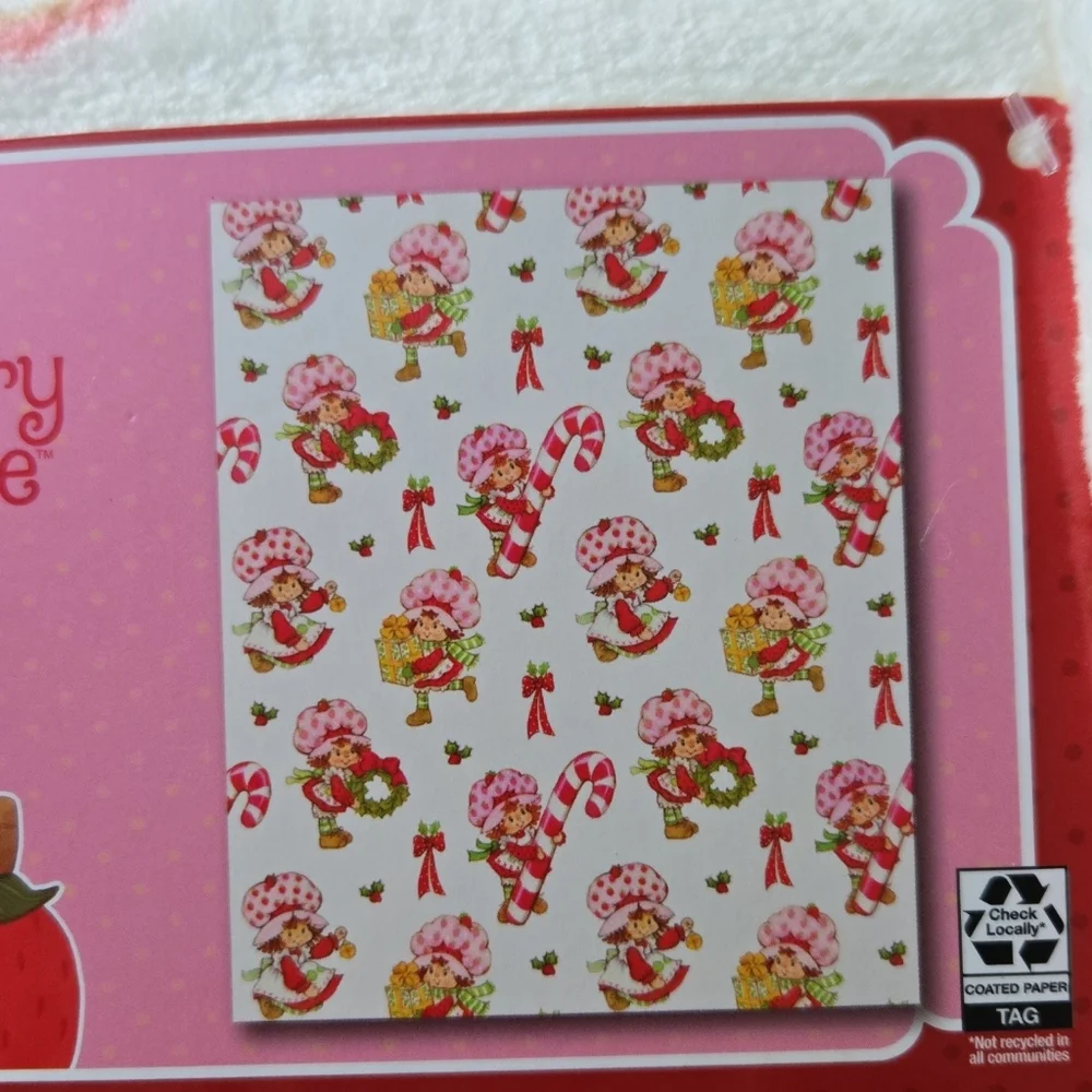 Strawberry Shortcake Candy Cane And Bows Plush Throw Blanket
